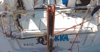 Un Grand Soleil 43 perde il timone in un Atlantico in burrasca