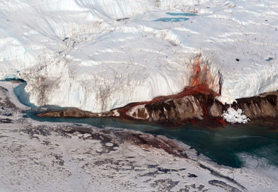 Le Cascate di Sangue in Antartide non sono più un mistero: ecco la spiegazione